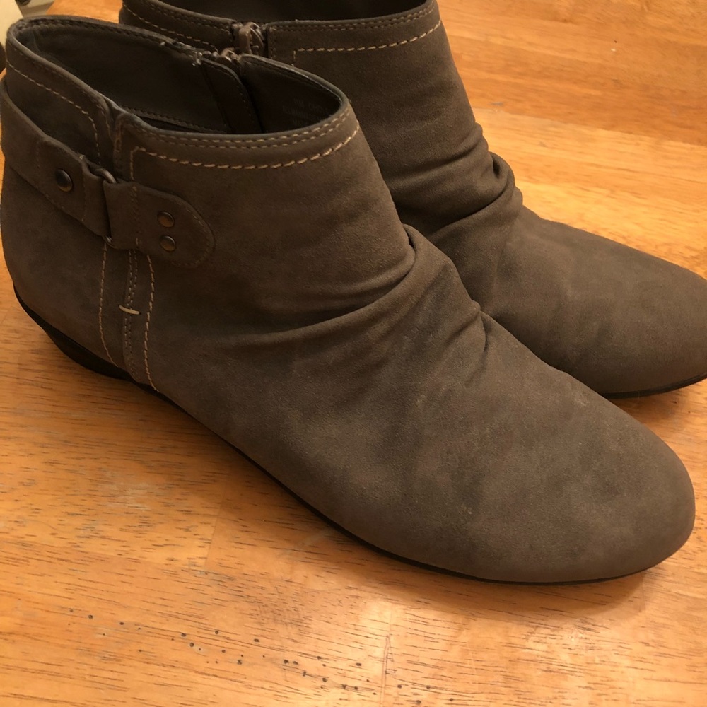 Axxiom grey suede booties very good cond Size 11 M
